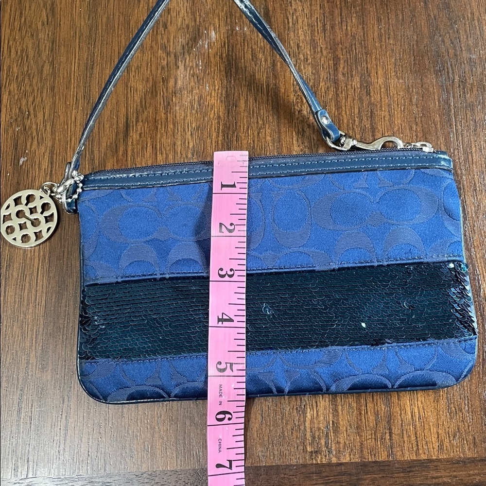 Coach Blue Sequin Signature Wristlet - Picture 8 of 8